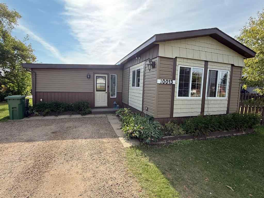 MLS® A2256564 - 10013 95 Ave   in NONE La Crete, Residential