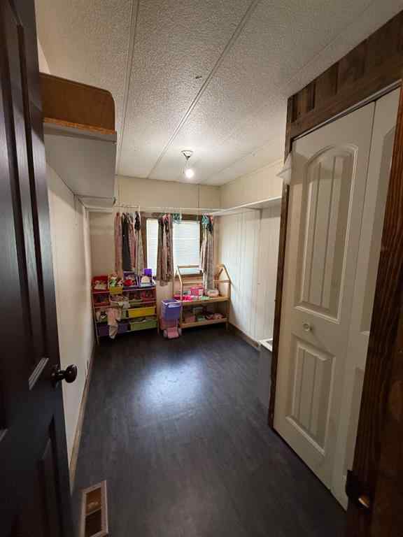 MLS® A2256564 - 10013 95 Ave   in NONE La Crete, Residential