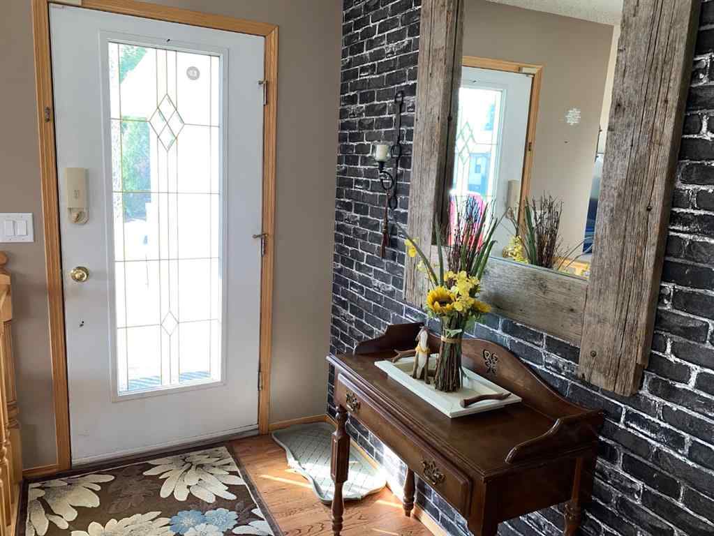 MLS® A2256571 - 121 7 Street W in Downtown Drumheller, Residential