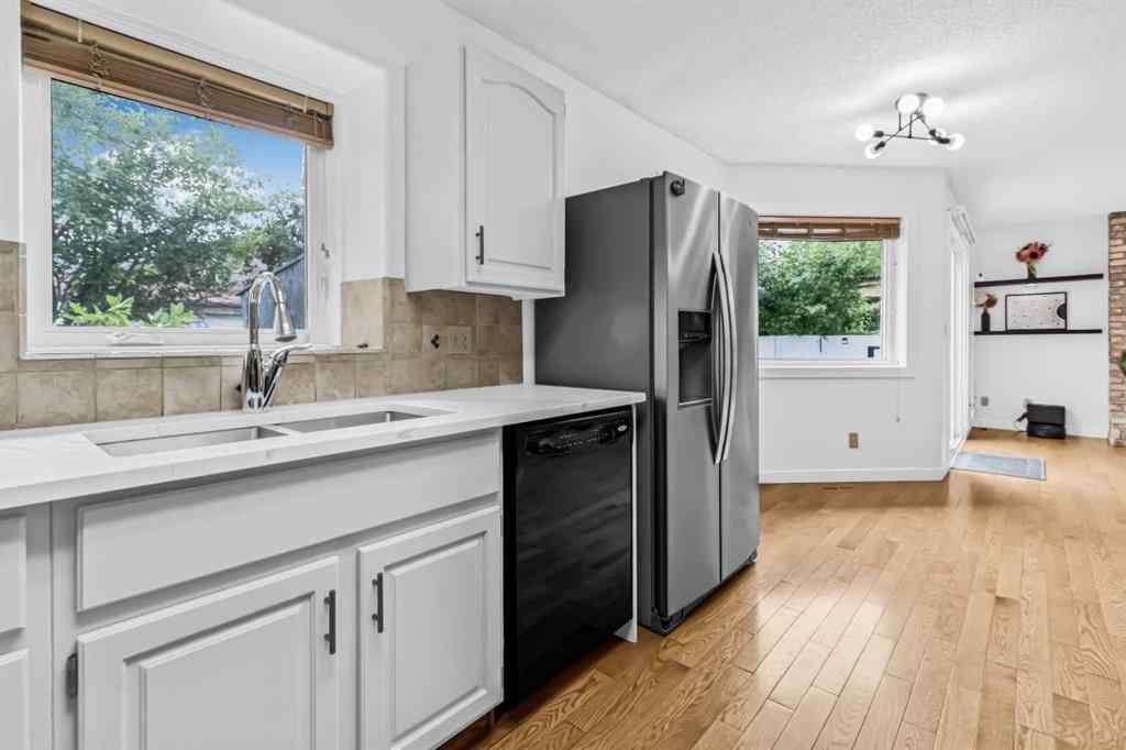 MLS® A2256574 - 46 Sun Harbour Road SE in Sundance Calgary, Residential