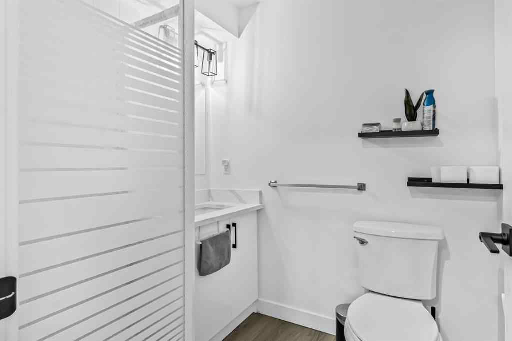 MLS® A2256574 - 46 Sun Harbour Road SE in Sundance Calgary, Residential