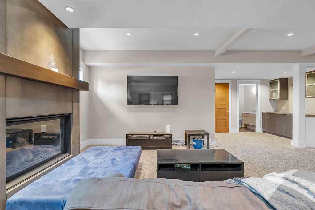 MLS® A2256575 - 2312 12 Avenue NW in Hounsfield Heights/Briar Hill Calgary, Residential