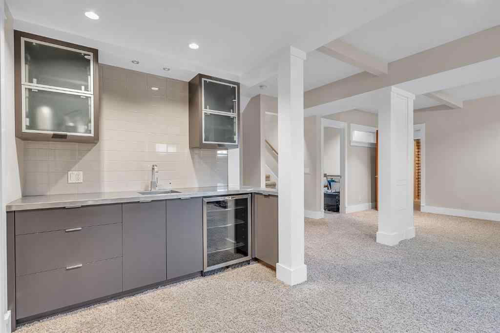 MLS® A2256575 - 2312 12 Avenue NW in Hounsfield Heights/Briar Hill Calgary, Residential