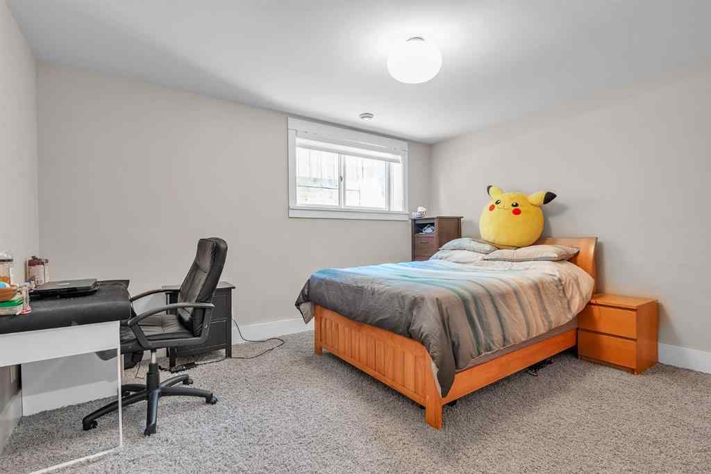 MLS® A2256575 - 2312 12 Avenue NW in Hounsfield Heights/Briar Hill Calgary, Residential