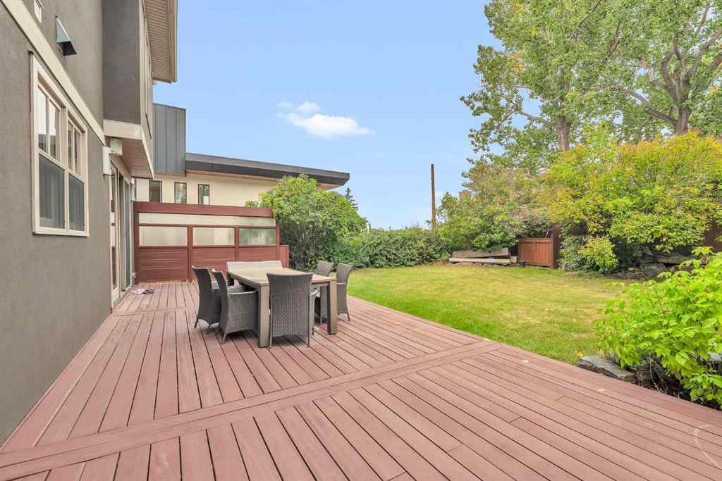 MLS® A2256575 - 2312 12 Avenue NW in Hounsfield Heights/Briar Hill Calgary, Residential