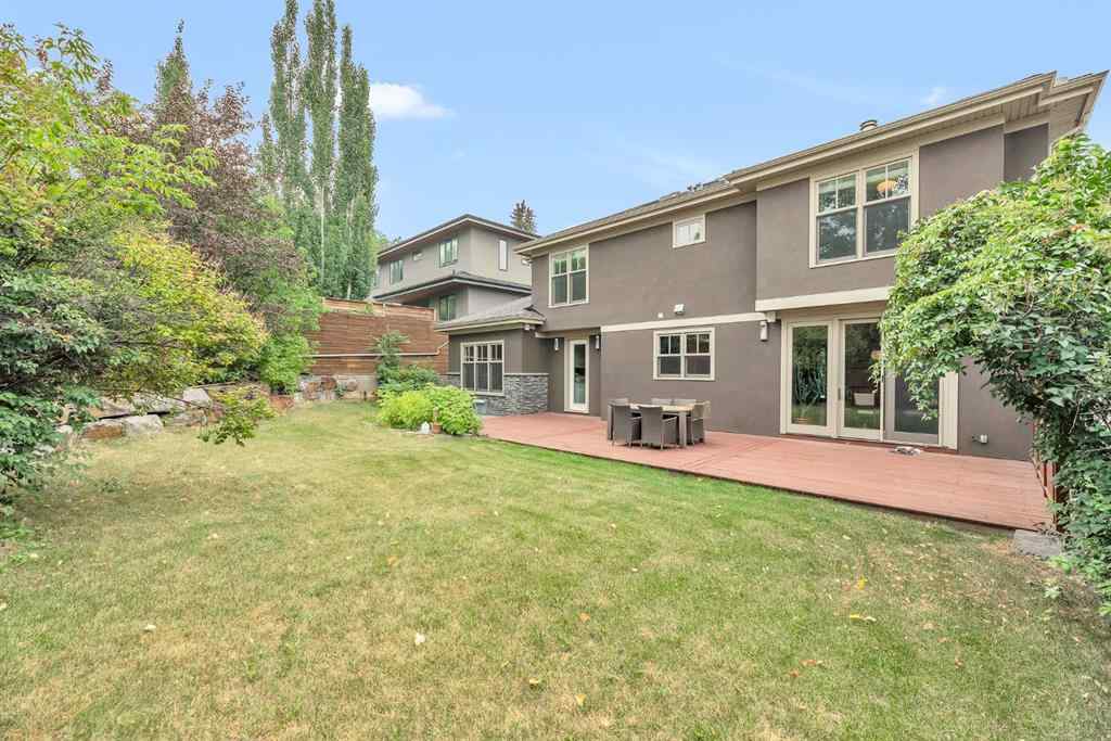 MLS® A2256575 - 2312 12 Avenue NW in Hounsfield Heights/Briar Hill Calgary, Residential