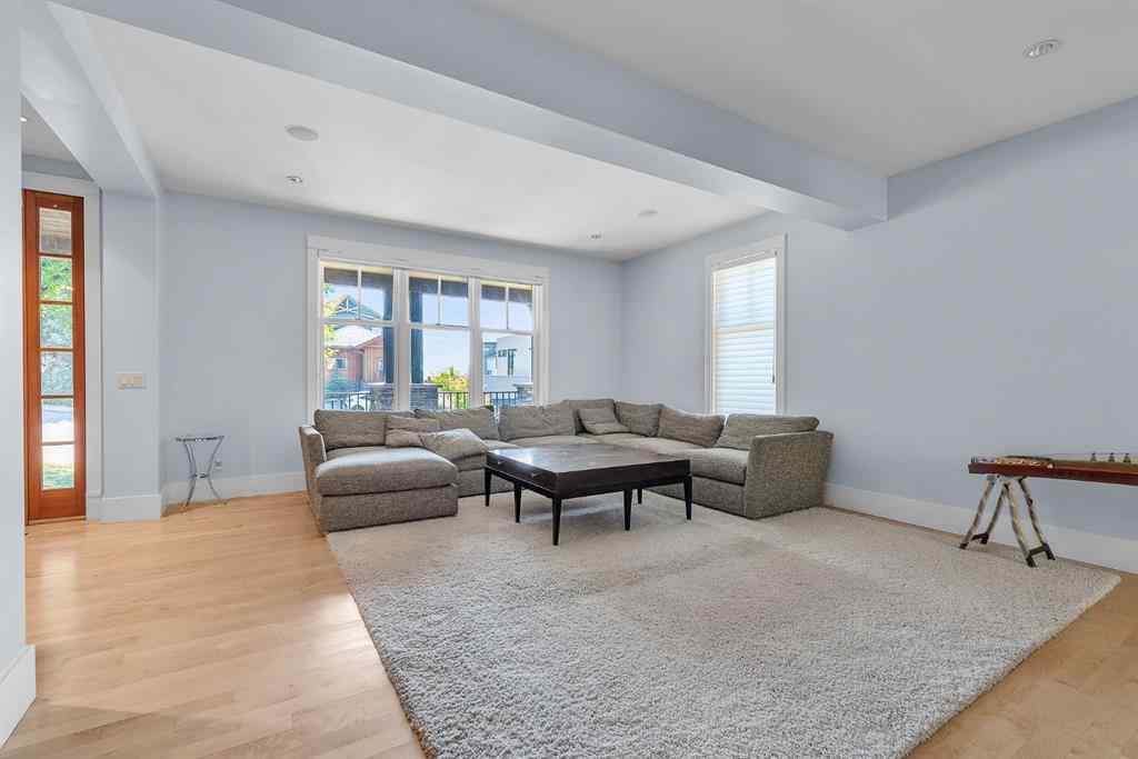 MLS® A2256575 - 2312 12 Avenue NW in Hounsfield Heights/Briar Hill Calgary, Residential