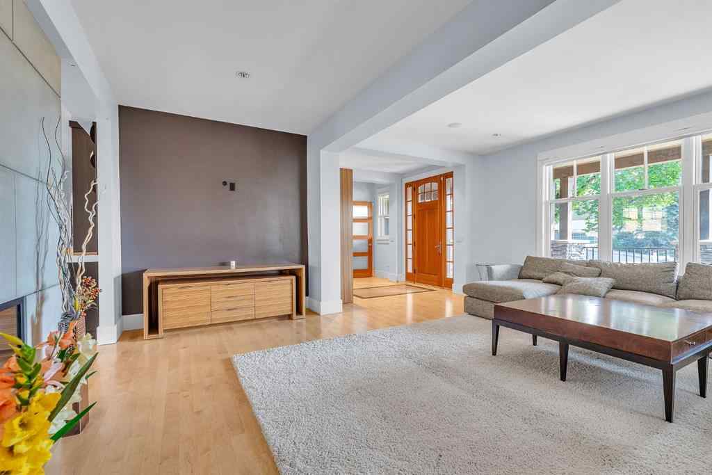 MLS® A2256575 - 2312 12 Avenue NW in Hounsfield Heights/Briar Hill Calgary, Residential