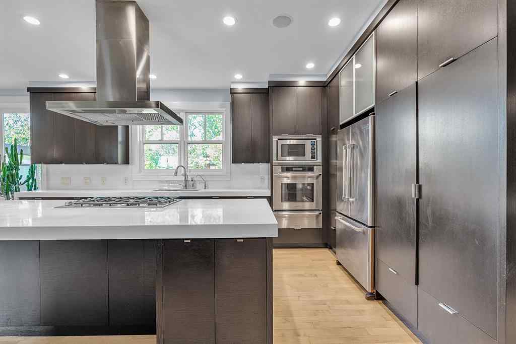 MLS® A2256575 - 2312 12 Avenue NW in Hounsfield Heights/Briar Hill Calgary, Residential