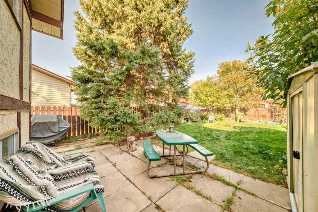 MLS® A2256580 - 244 Flett Drive NE in Jensen Airdrie, Residential
