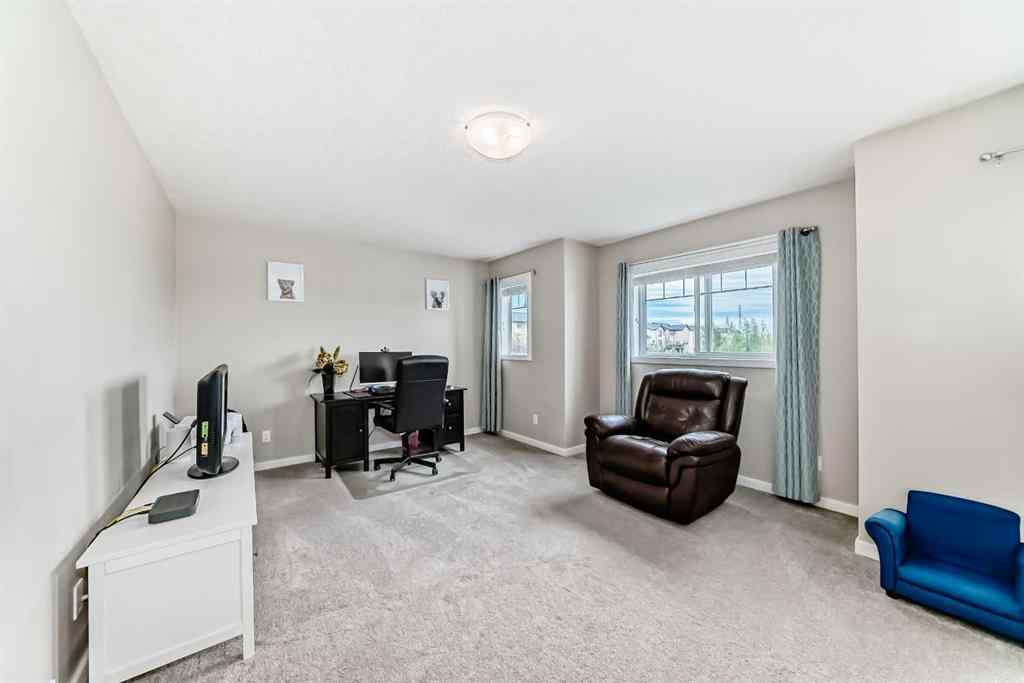 MLS® A2256581 - 180 Kinlea Link NW in Kincora Calgary, Residential