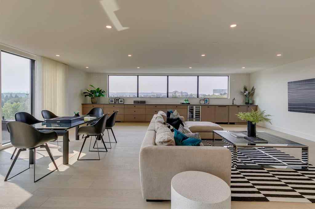 MLS® A2256587 - 2316 12 Avenue NW in Hounsfield Heights/Briar Hill Calgary, Residential