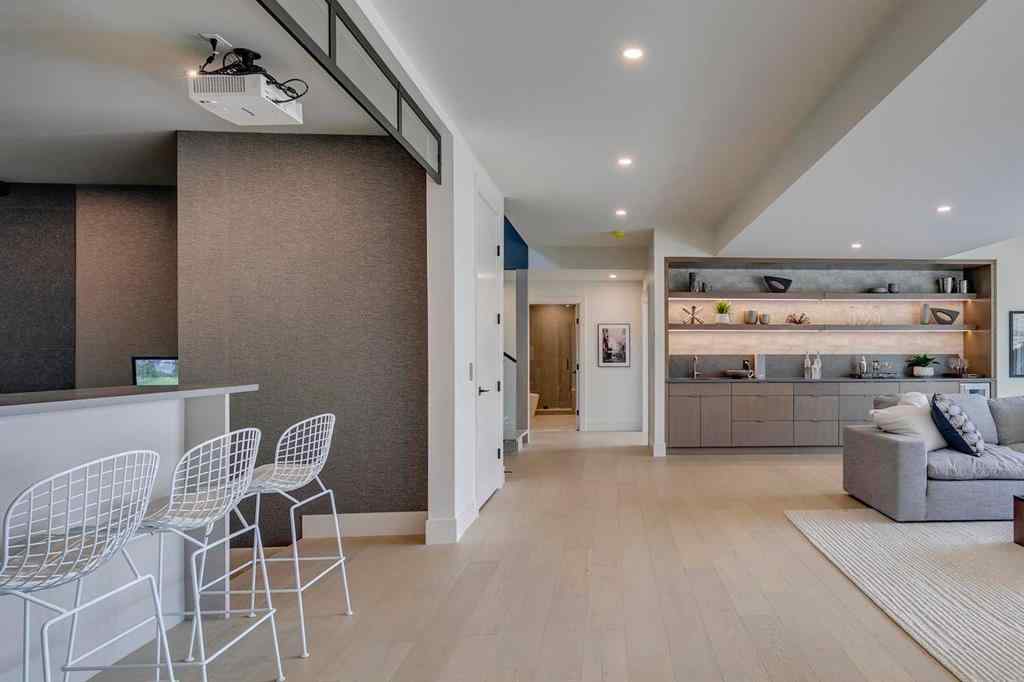MLS® A2256587 - 2316 12 Avenue NW in Hounsfield Heights/Briar Hill Calgary, Residential