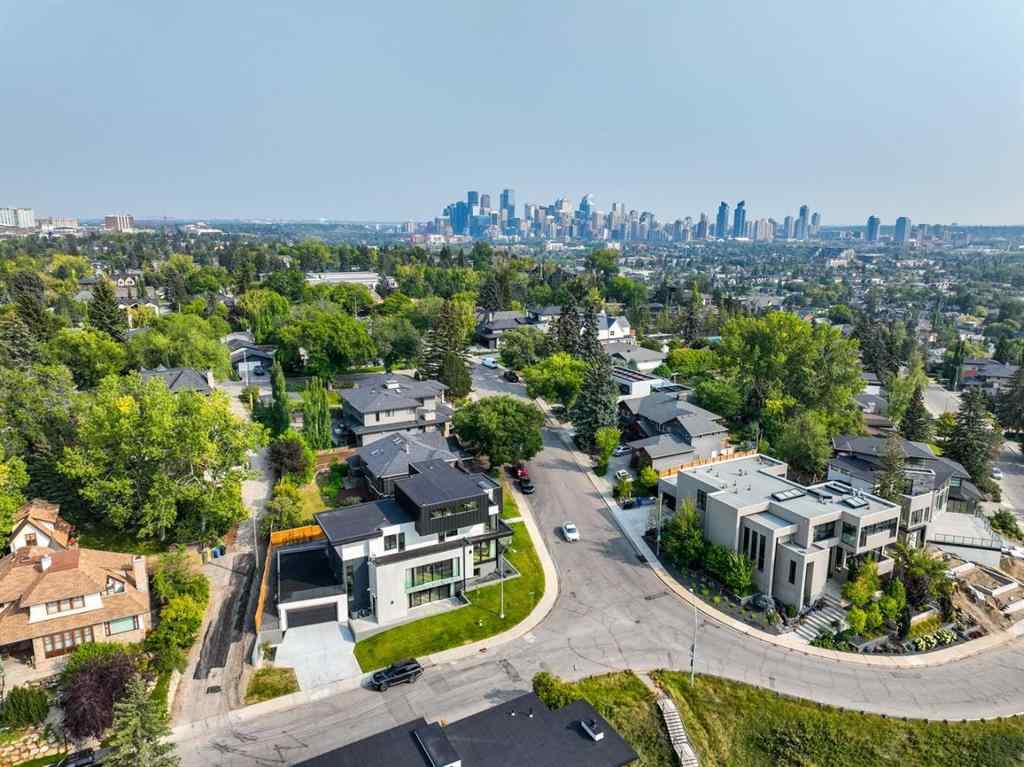 MLS® A2256587 - 2316 12 Avenue NW in Hounsfield Heights/Briar Hill Calgary, Residential