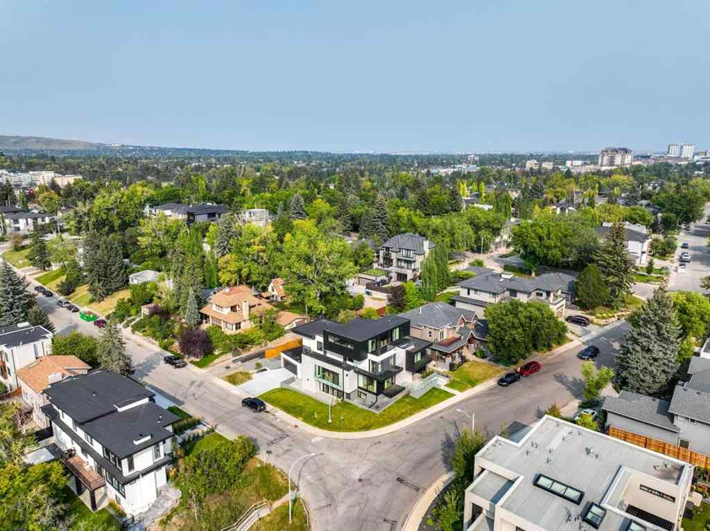 MLS® A2256587 - 2316 12 Avenue NW in Hounsfield Heights/Briar Hill Calgary, Residential