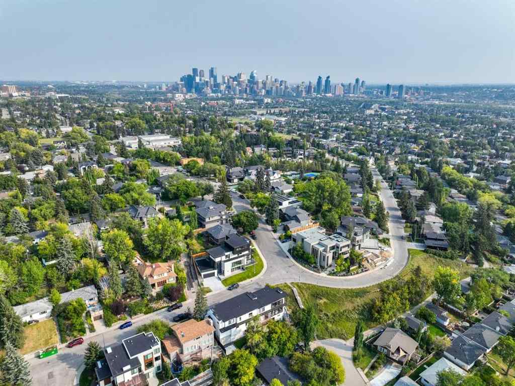 MLS® A2256587 - 2316 12 Avenue NW in Hounsfield Heights/Briar Hill Calgary, Residential