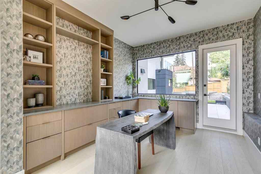 MLS® A2256587 - 2316 12 Avenue NW in Hounsfield Heights/Briar Hill Calgary, Residential