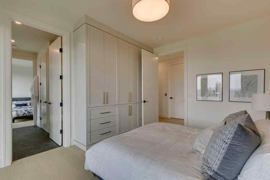 MLS® A2256587 - 2316 12 Avenue NW in Hounsfield Heights/Briar Hill Calgary, Residential