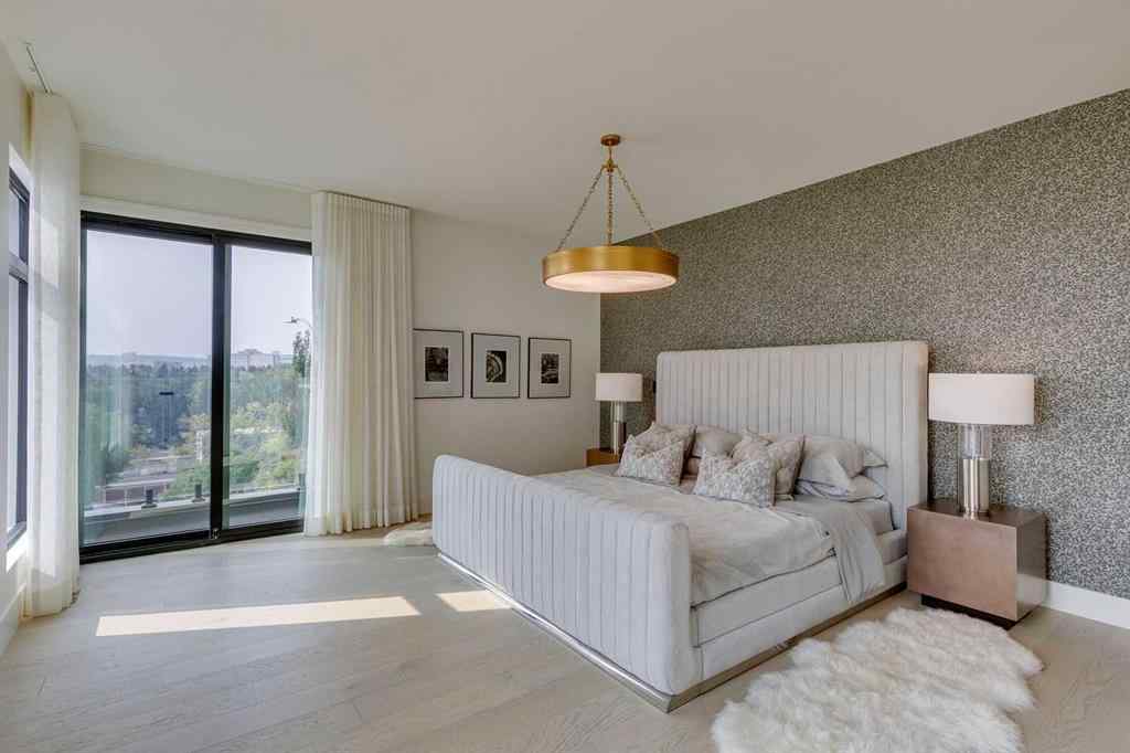 MLS® A2256587 - 2316 12 Avenue NW in Hounsfield Heights/Briar Hill Calgary, Residential