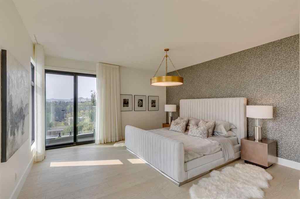 MLS® A2256587 - 2316 12 Avenue NW in Hounsfield Heights/Briar Hill Calgary, Residential
