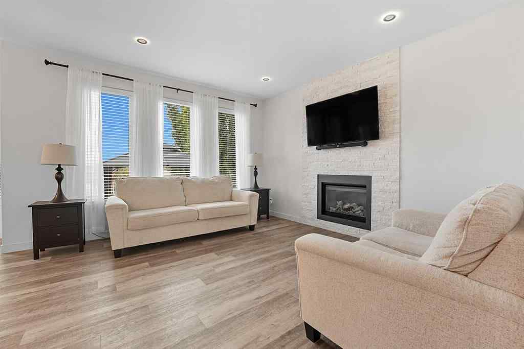MLS® A2256589 - 42 Turner Crescent  in Timberlands Red Deer, Residential