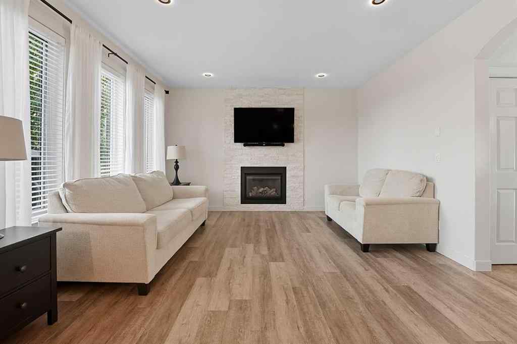 MLS® A2256589 - 42 Turner Crescent  in Timberlands Red Deer, Residential