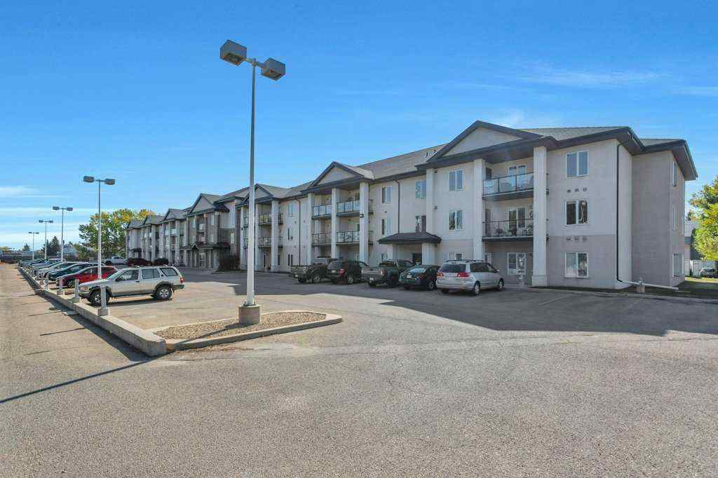 MLS® A2256590 - Unit #119 80A Kelloway Crescent  in Kentwood East Red Deer, Residential