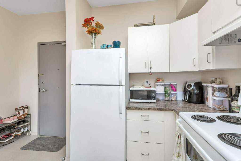 MLS® A2256590 - Unit #119 80A Kelloway Crescent  in Kentwood East Red Deer, Residential