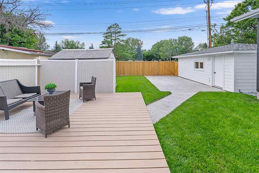 MLS® A2256591 - 9519 2 Street SE in Acadia Calgary, Residential