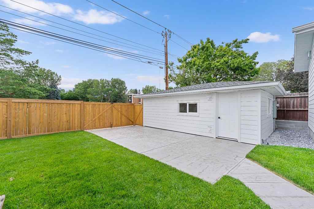 MLS® A2256591 - 9519 2 Street SE in Acadia Calgary, Residential