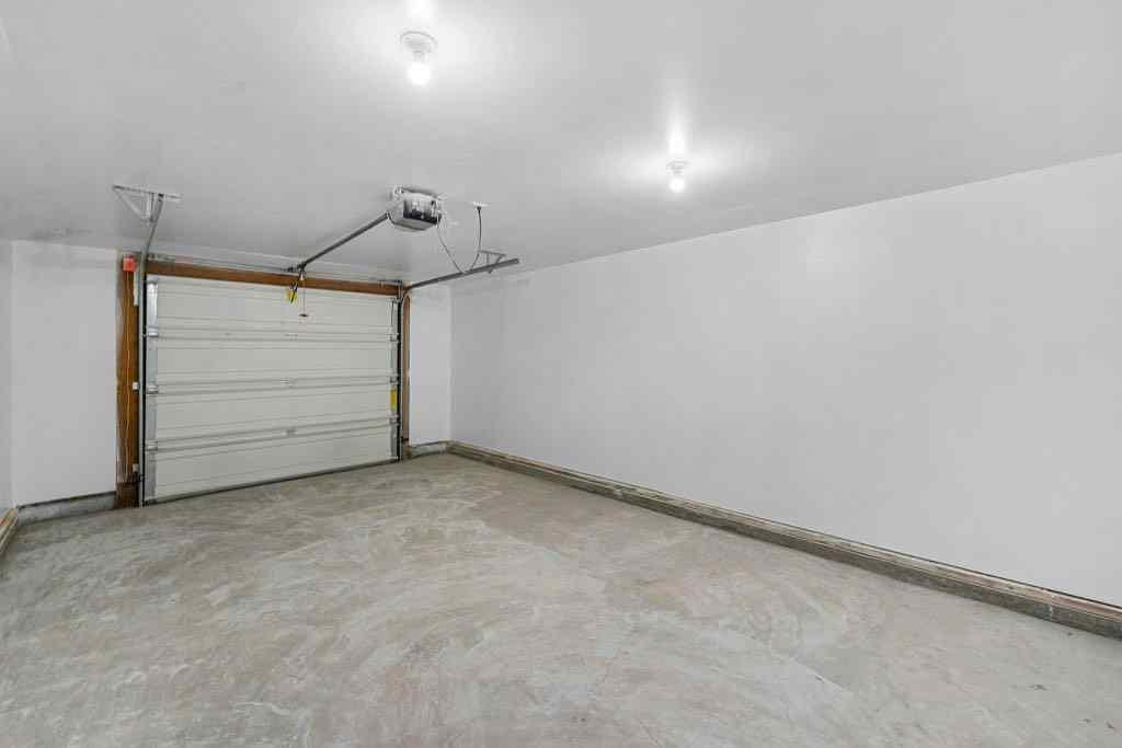 MLS® A2256591 - 9519 2 Street SE in Acadia Calgary, Residential