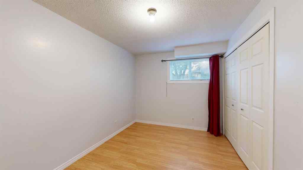MLS® A2256592 - 9 56 Street Close  in Parkdale Stettler, Residential