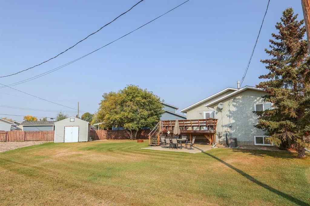 MLS® A2256592 - 9 56 Street Close  in Parkdale Stettler, Residential
