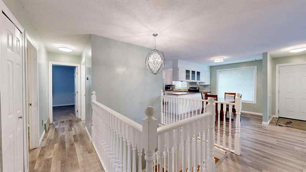 MLS® A2256592 - 9 56 Street Close  in Parkdale Stettler, Residential