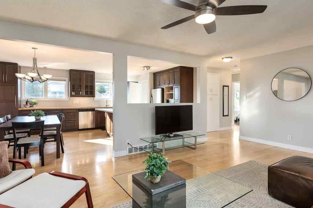 MLS® A2256595 - 1125 40 Street SW in Rosscarrock Calgary, Residential