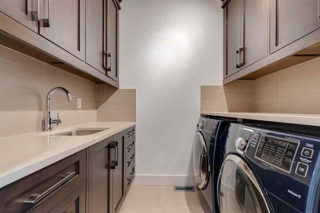MLS® A2256598 - 1020 19 Avenue NW in Mount Pleasant Calgary, Residential