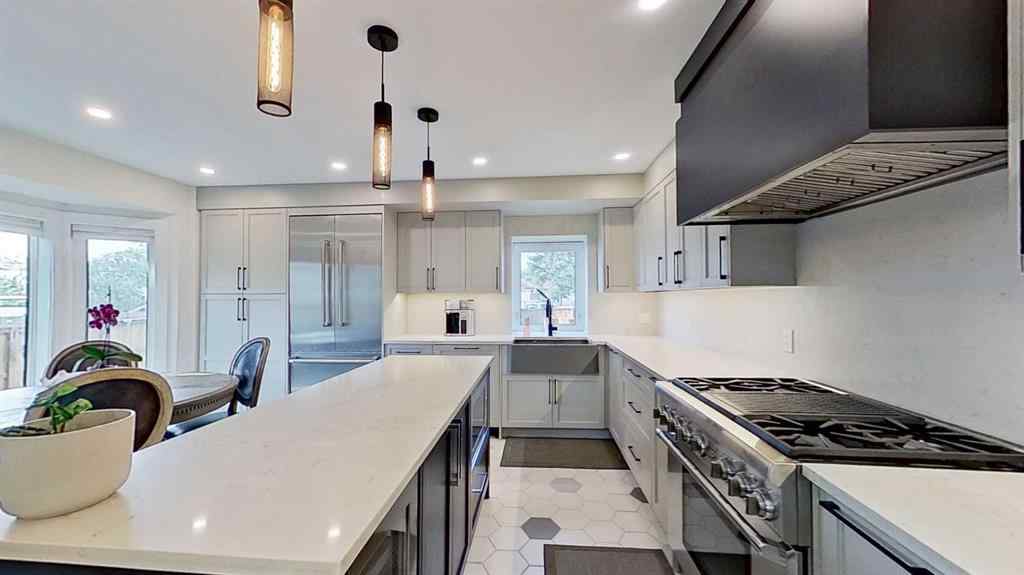 MLS® A2256601 - 1423 18 Street NE in Mayland Heights Calgary, Residential