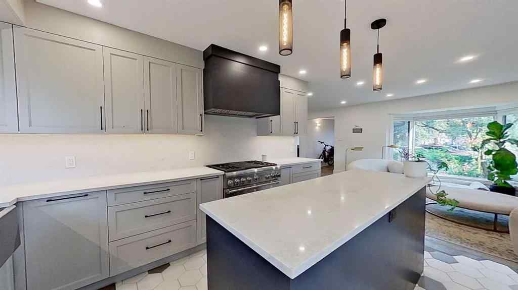 MLS® A2256601 - 1423 18 Street NE in Mayland Heights Calgary, Residential