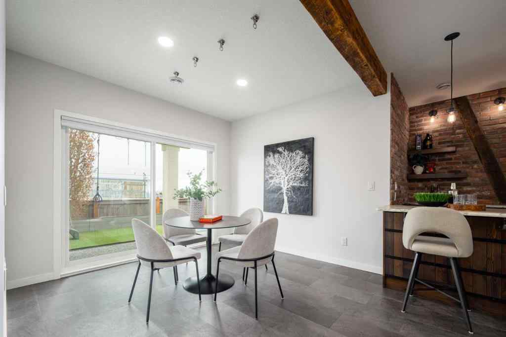MLS® A2256603 - 133 Cougar Ridge Close SW in Cougar Ridge Calgary, Residential