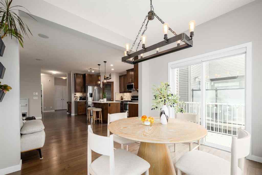MLS® A2256603 - 133 Cougar Ridge Close SW in Cougar Ridge Calgary, Residential