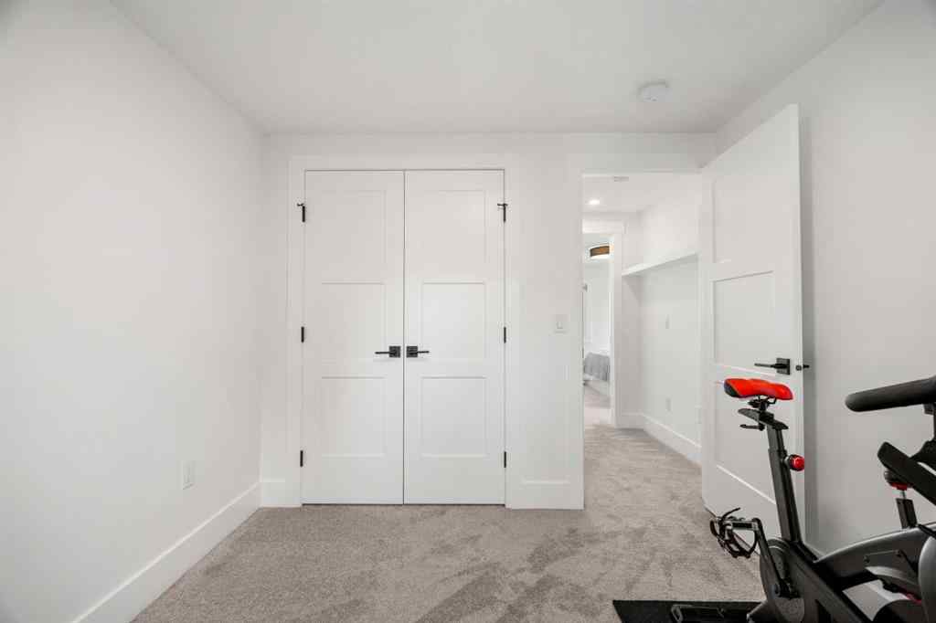 MLS® A2256604 - 235 Lake Wapta Rise SE in Lake Bonavista Calgary, Residential