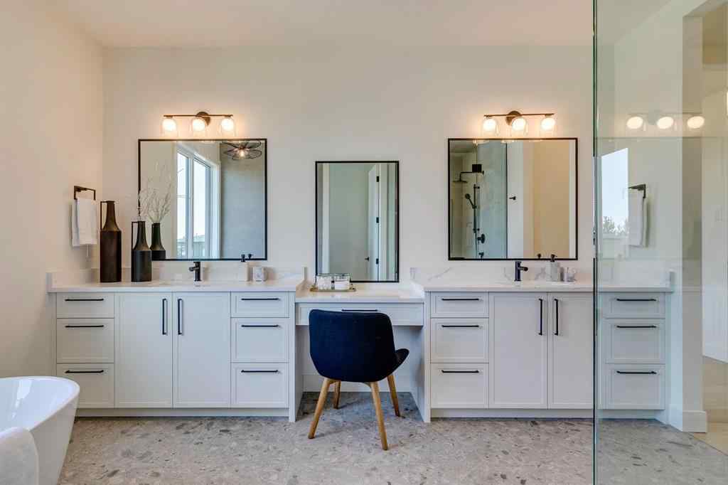 MLS® A2256608 - 48 Elveden Park SW in Springbank Hill Calgary, Residential