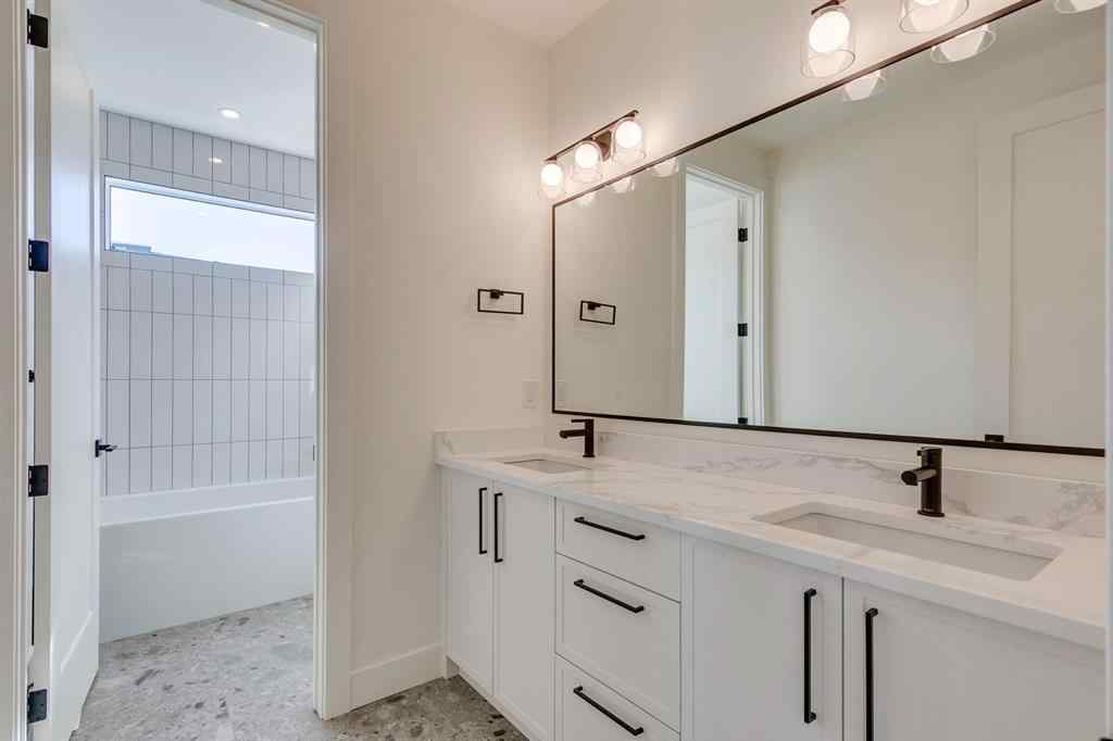 MLS® A2256608 - 48 Elveden Park SW in Springbank Hill Calgary, Residential