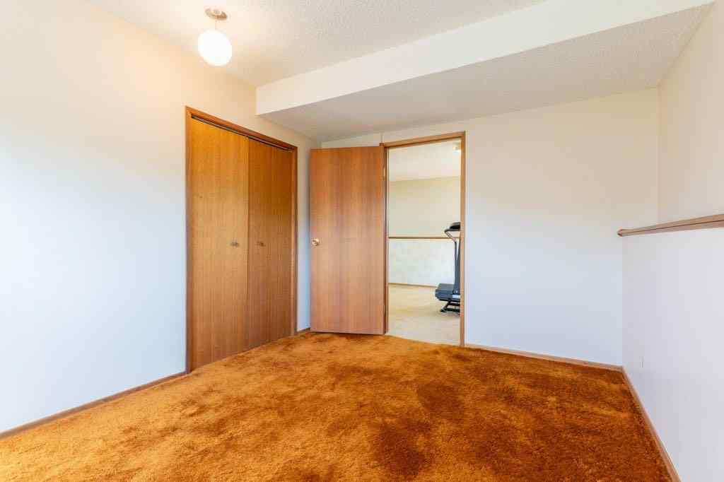 MLS® A2256611 - 17 Iris Court SE in Connaught Medicine Hat, Residential