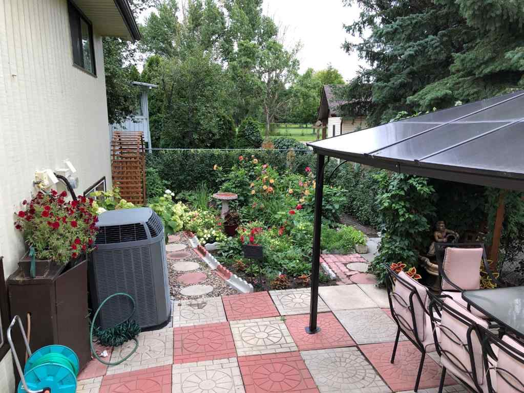 MLS® A2256611 - 17 Iris Court SE in Connaught Medicine Hat, Residential