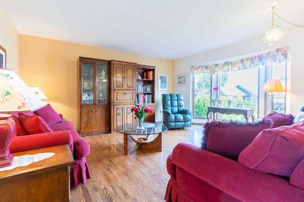 MLS® A2256611 - 17 Iris Court SE in Connaught Medicine Hat, Residential