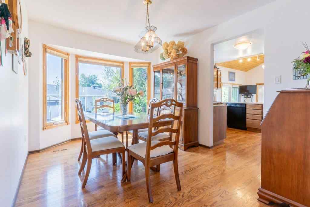 MLS® A2256611 - 17 Iris Court SE in Connaught Medicine Hat, Residential