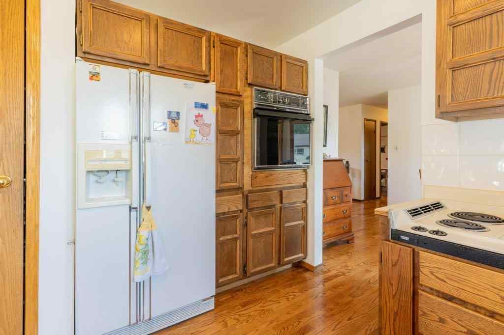 MLS® A2256611 - 17 Iris Court SE in Connaught Medicine Hat, Residential