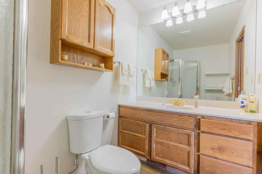 MLS® A2256611 - 17 Iris Court SE in Connaught Medicine Hat, Residential