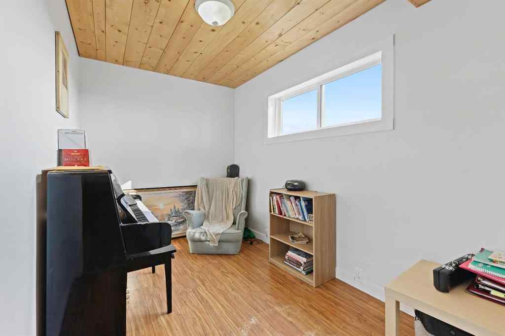 MLS® A2256614 - 33257 10 Range Road   in NONE Rural Mountain View County, Residential